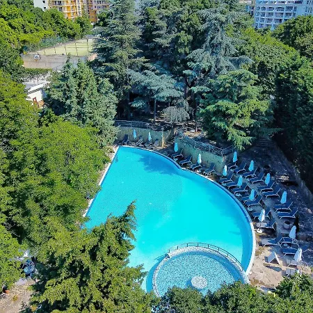 Excelsior Golden Sands