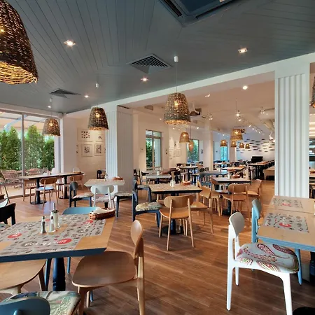 Excelsior Золотые Пески